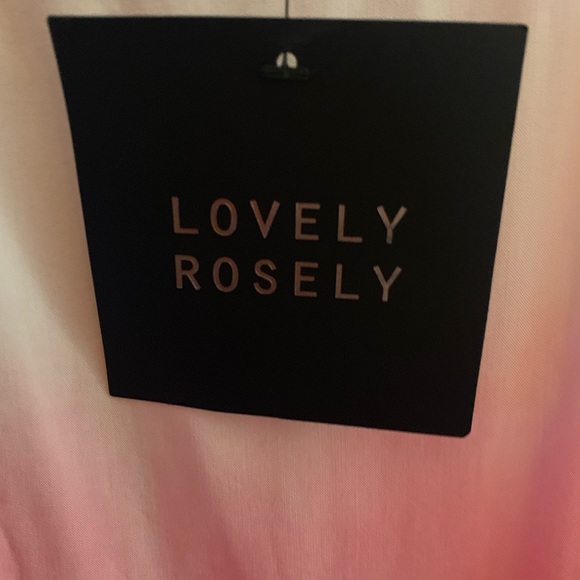 ❤️❤️❤️Lovely Rosely Pink Ombré Tank - Picture 5 of 8